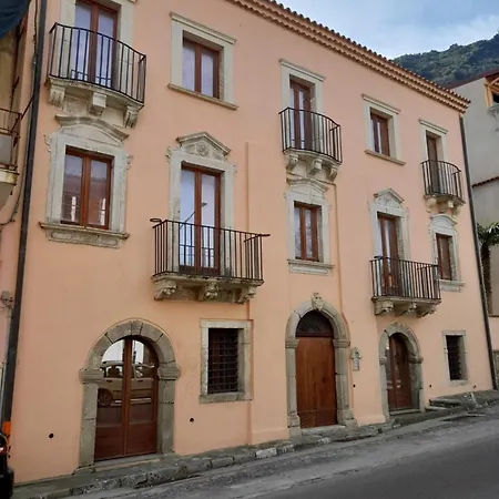 Apartman Live & Dream Vulcano Quadrilocale 2 Piano