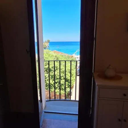 Live & Dream Vulcano Quadrilocale 2 Piano