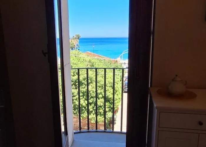 Live & Dream Vulcano Quadrilocale 2 Piano